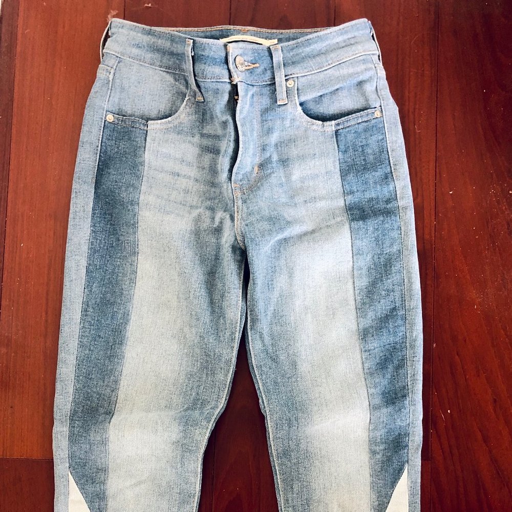 Levi's 721 Women's High Rise Skinny - Light Blue